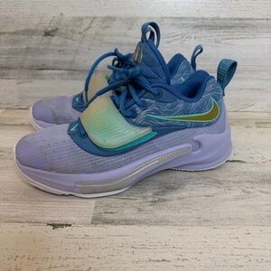 Nike Youth Zoom Freak 3 Freezing Time Blue Shoes sz 5Y DB4158-401 Lightly Worn